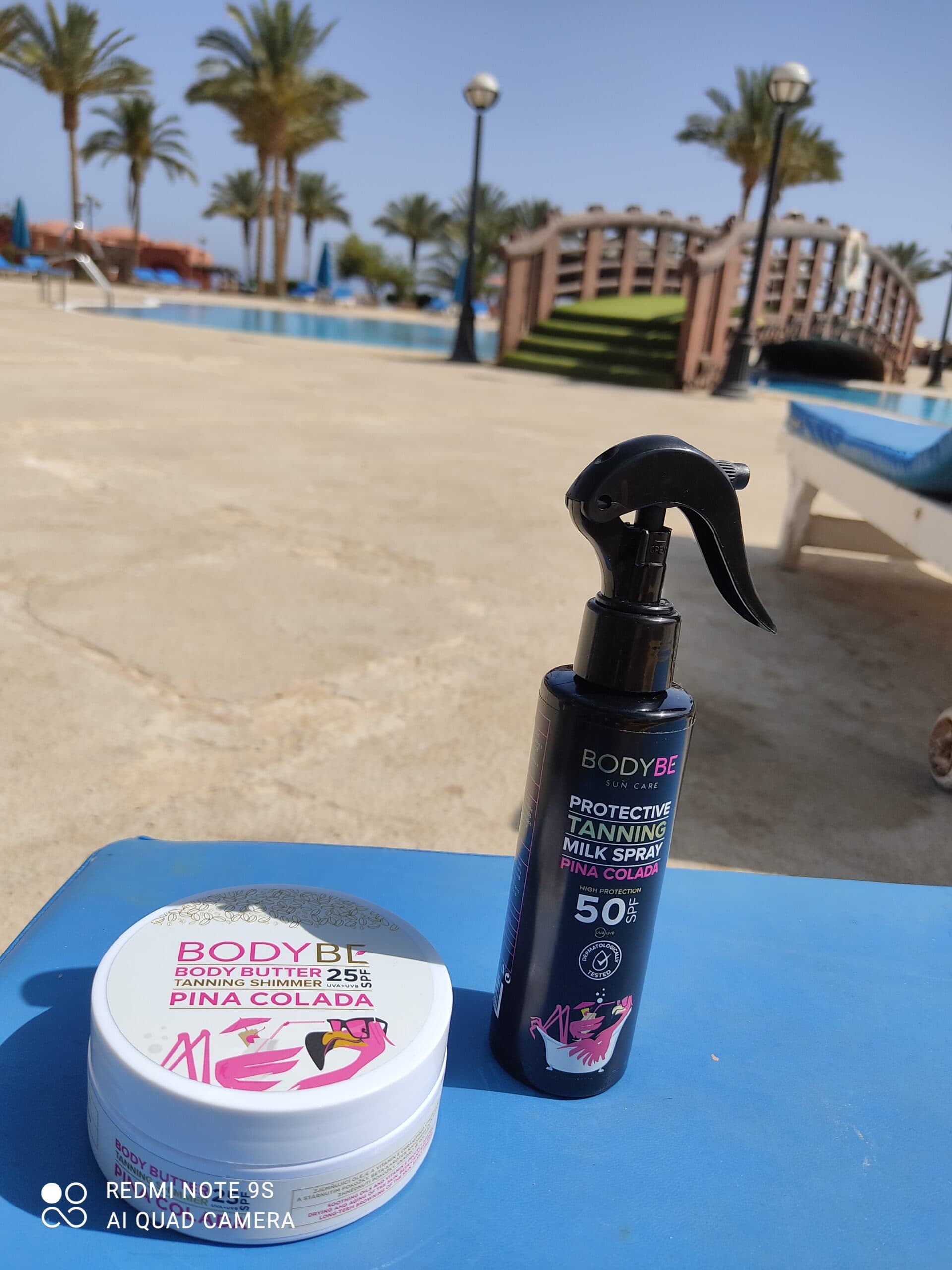 Michala - TANNING SHIMMER BODY BUTTER SPF 25 – Opalovací máslo s třpytivým efektem – Piña Colada – 145g
