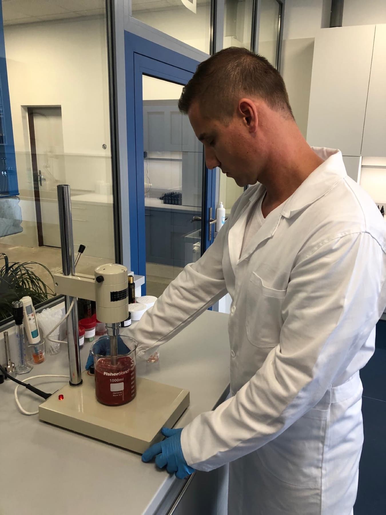 Příprava kosmetické receptury BODYBE v laboratoři