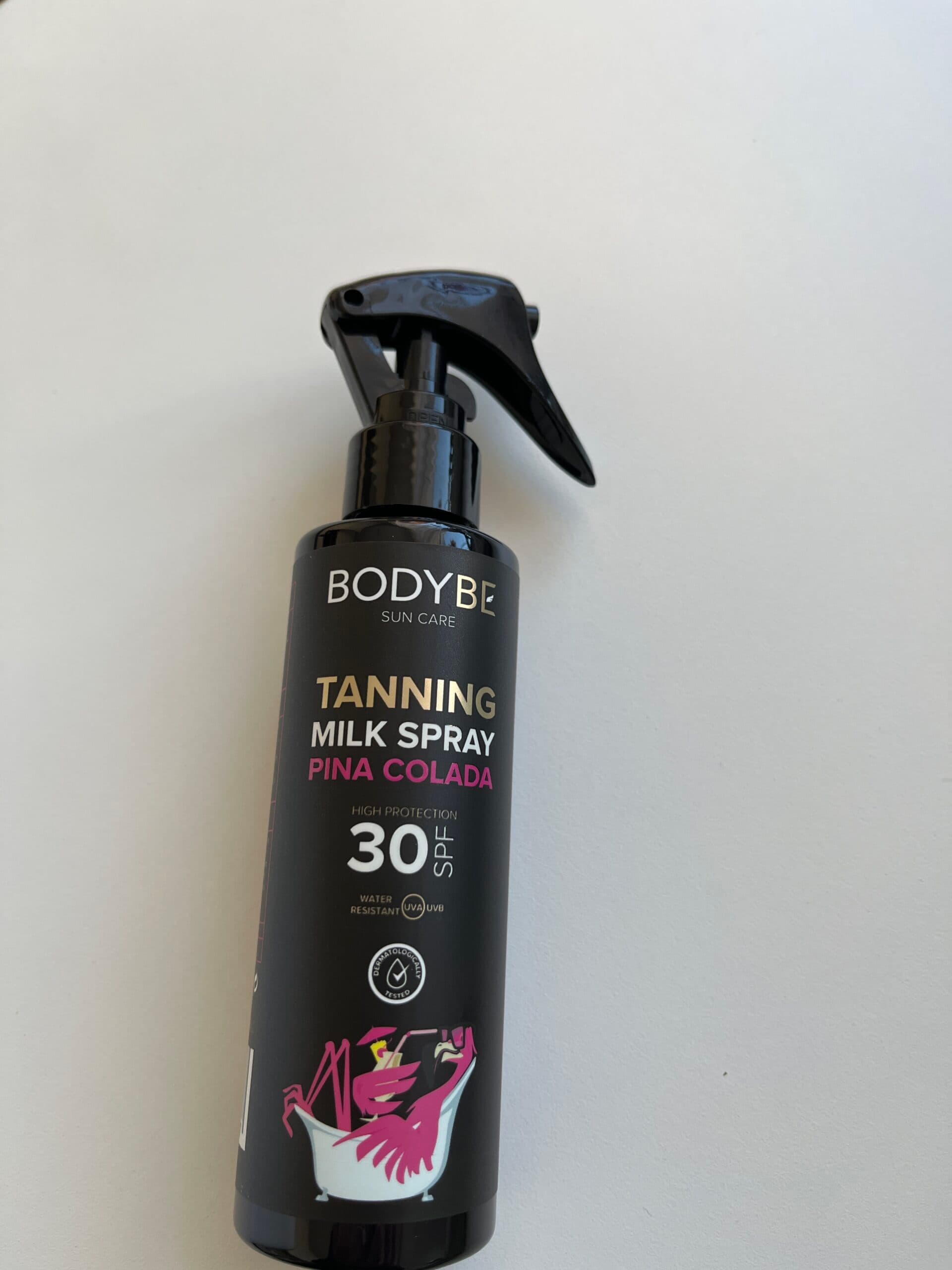 Petra - TANNING MILK SPRAY SPF 30 – Opalovací mléko ve spreji – Piña Colada – 150ml