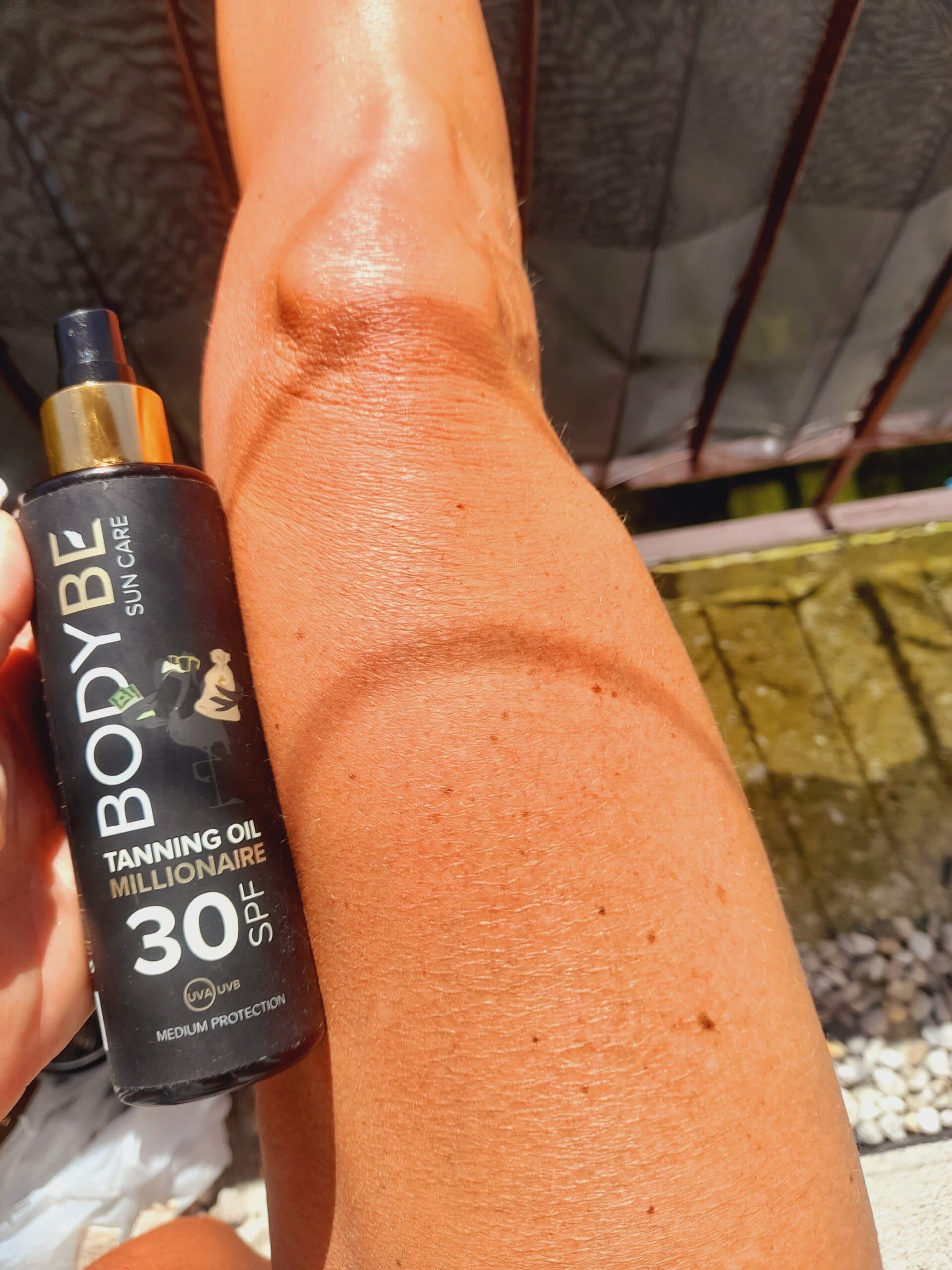 Michaela Hajná - TANNING OIL SPF 30 – Pánský opalovací olej – Millionaire – 200ml
