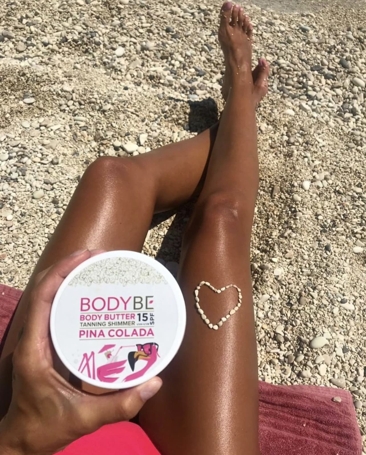 Míša - TANNING SHIMMER BODY BUTTER SPF 15 – Opalovací máslo s třpytivým efektem – Piña Colada – 145g
